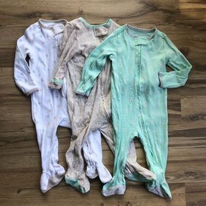 Lot of 3 Cloud Island Footed Sleepers 6/9M